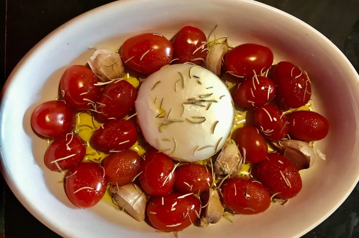 Makaron z pomidorkami koktajlowymi i serem- hit Tik Toka